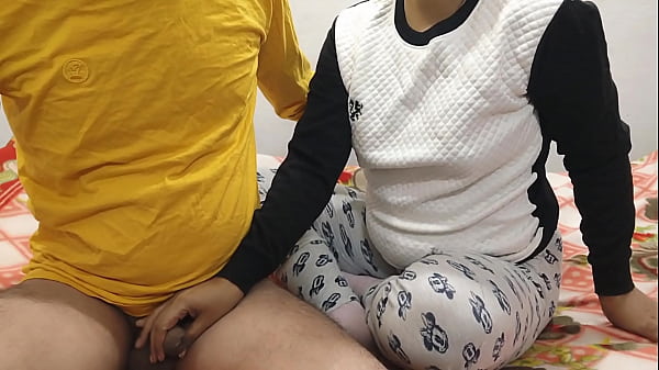 Petite amie adolescente de 18 ans baise maison